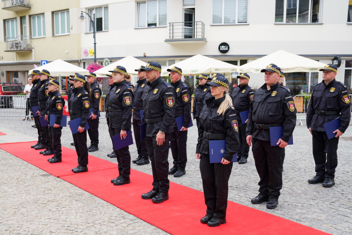 Białystok. Dzień Straży Miejskiej. Awanse funkcjonariuszy [30.08.22]