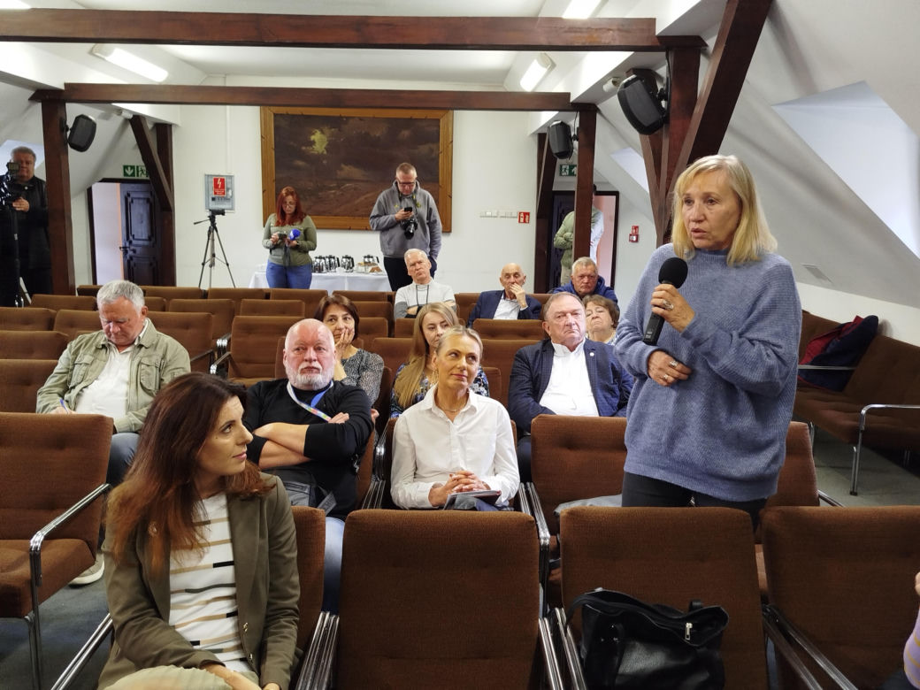 Dwór w Nowych Iganiach wymaga wielu prac renowacyjnych. W ostatnich latach na terenie dworu trwały prace przygotowawcze