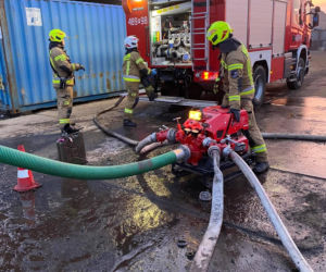 Kolejny pożar na terenie zakładu recyklingu w Przysiece Polskiej niedaleko Kościana