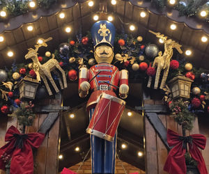 Jest rozmach! - tak polscy turyści oceniają świąteczny jarmark w Londynie. Kramy stoją też przy słynnym London Eye – z widokiem na Big Bena. Zobaczcie nasze zdjęcia!