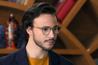 Barwy szczęścia, odcinek 3354: Karolina da łapówkę Kajtkowi! Zacznie się walka o hotel Stańskich