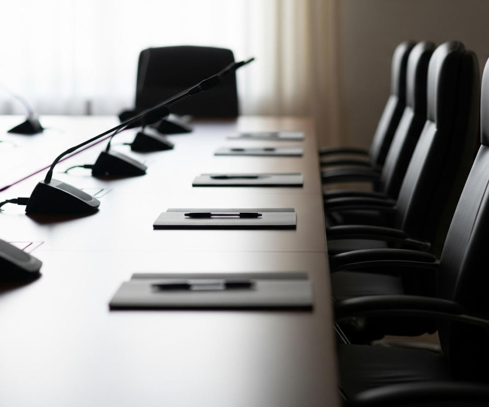 Premier Tusk zwrócił się do ministrów. Jakie słowa wyłapały mikrofony?