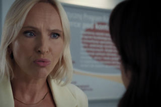 M jak miłość, odcinek 1915. Dorota (Iwona Rejzner), Aneta (Ilona Janyst)