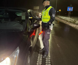 Po alkoholu za kółkiem. Trzeźwy poranek na gostyńskich drogach [ZDJĘCIA]