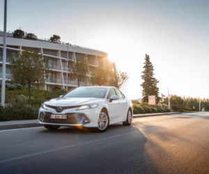 Toyota Camry 2.5 Hybrid Dynamic Force 218 KM e-CVT Executive