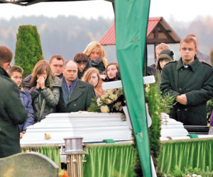 Powiesiła się przez szkolne plotki