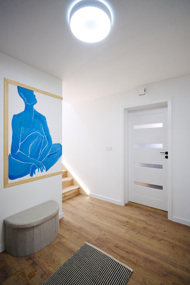 "Mama nie wróciła". Tragiczny wypadek przerwał marzenia. Ekipa "Nasz Nowy Dom" walczyła z czasem. ZDJĘCIA domu przed i po remoncie