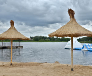 W Siemiatyczach jak w ciepłych krajach. Tak zmieniła się plaża nad zalewem [ZDJĘCIA]