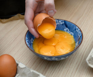 Co zrobić z żółtek po bezie? Te pomysły uratują każdy „nadmiar” z kuchni