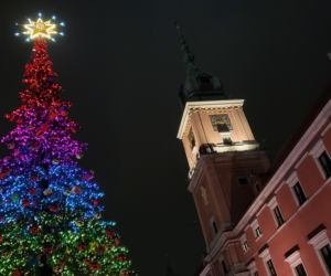 W Warszawie rozbłysła świąteczna iluminacja