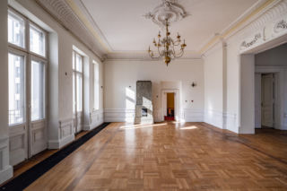 Art Warsaw Villa Róż: Ponad 50 galerii sztuki współczesnej z Polski i świata - wystawy, performansy i inne