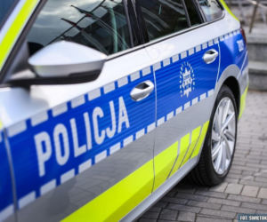 Policjanci jeżdżą odnowionymi radiowozami! Samochody aż się błyszczą! [ZDJĘCIA]