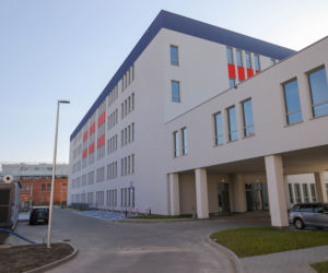 Nowy szpital w Legionowie bez SORu i porodówki. Wpadka ministra? 