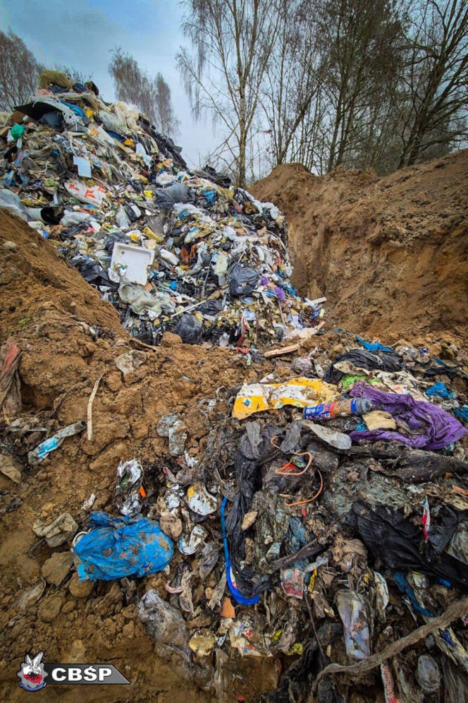 CBŚP rozbiło gang śmieciowy