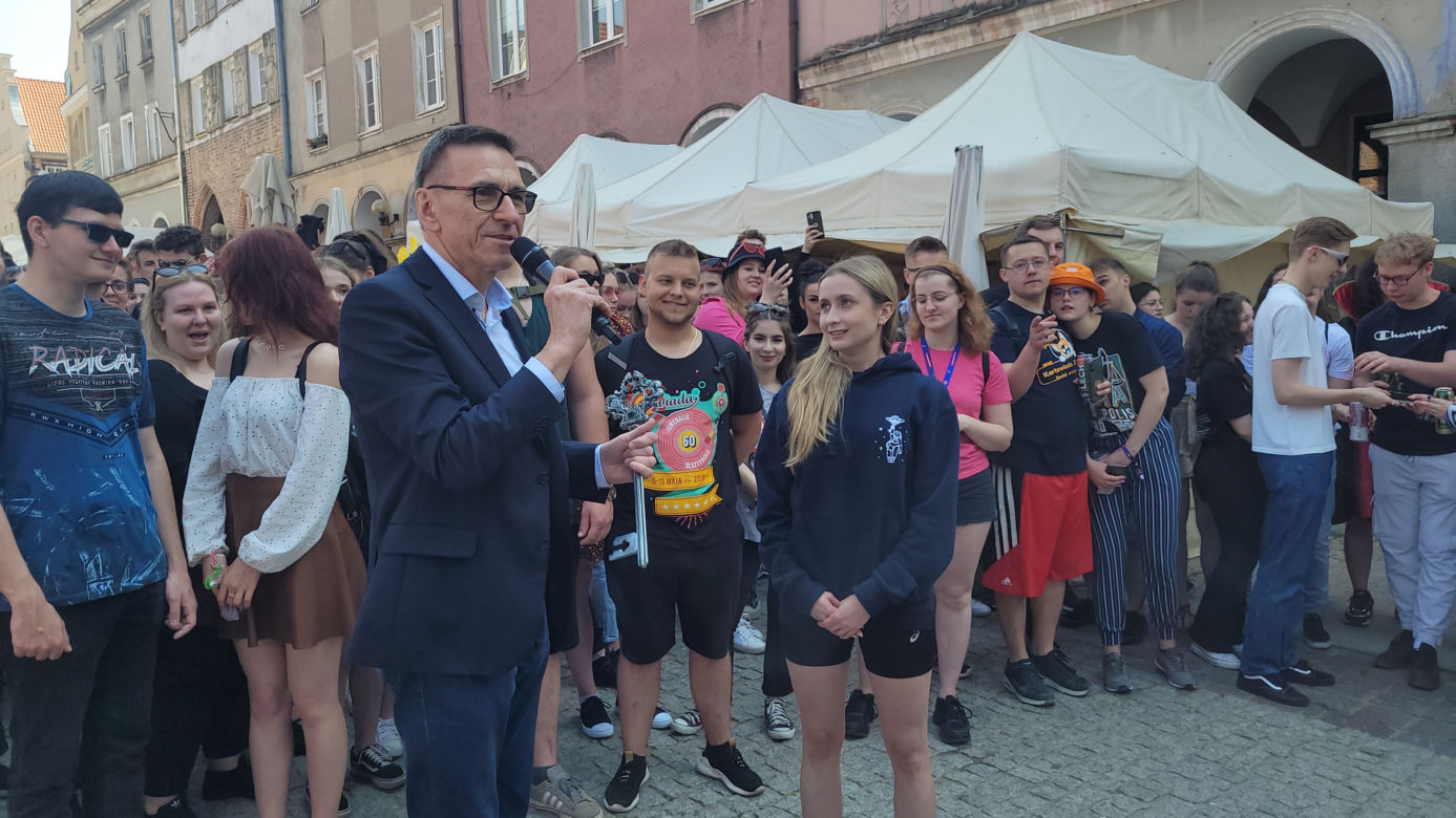 Kortowiadę czas zacząć! Kolorowa Parada Wydziałów przeszła ulicami Olsztyna [ZDJĘCIA]