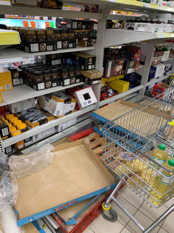 Ogromna PANIKA w sklepach. Znikają wszystkie produkty