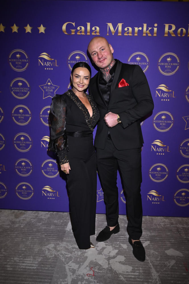 Doda pokazała pierś i zarzuciła nogę na Ibisza. Skradła całe show!