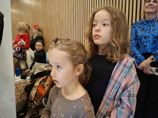 Starachowice. Moda, która nie zna metryki! Międzypokoleniowe show w Centrum Kreatywności Pałacyk