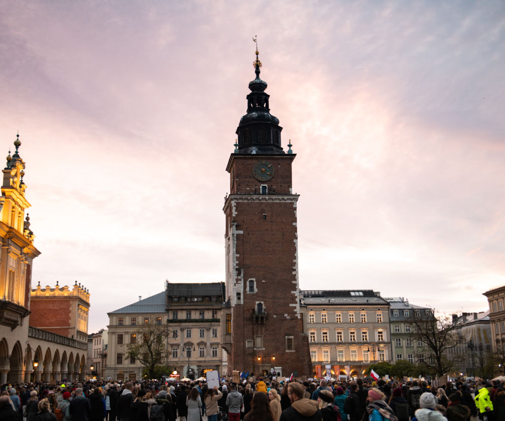 Kraków: Ani jednej więcej. Protest po śmierci ciężarnej Izabeli z Pszczyny