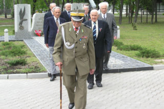 Potrafili podrobić każdy dokument. Największe sekrety fałszerzy z AK