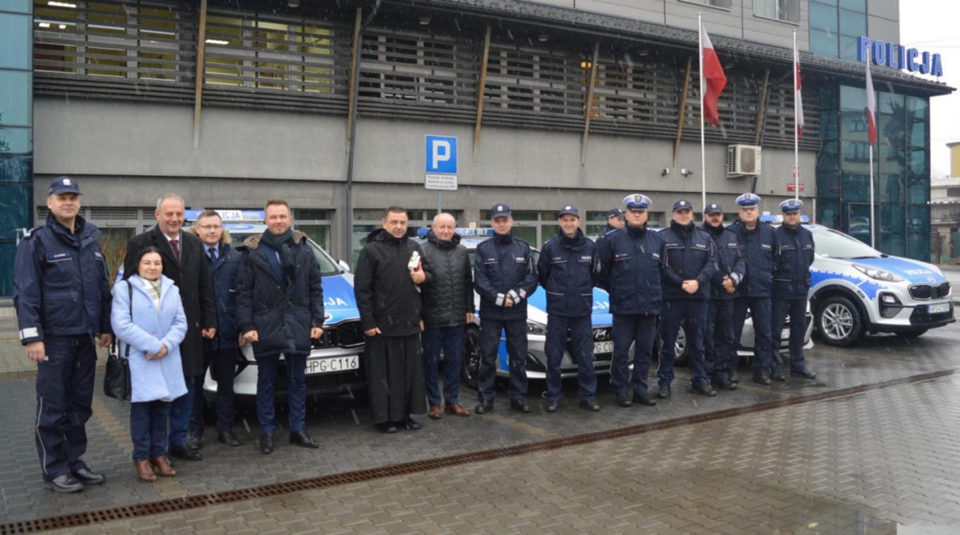 Nowe policyjne radiowozy w Nowym Targu i w Krościenku nad Dunajcem