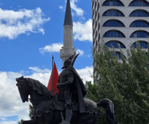 Między górami a Adriatykiem: Albania pełna smaków, tradycji i bunkrów