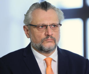 Miał być zabieg bez kolejki. Tomasz Lenz zgłasza sprawę do prokuratury