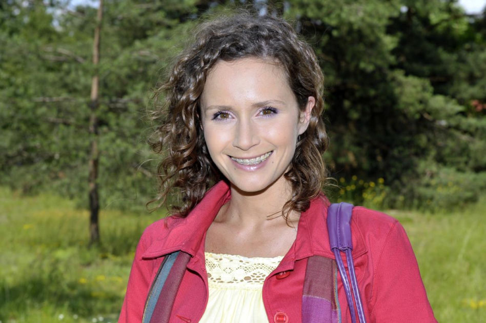 Majka z "Rodziny zastępczej" przeszła niesamowitą metamorfozę. Tak przez lata zmieniała się Monika Mrozowska