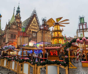 Wroclaw. Jarmark Bozonarodzeniowy juz otwarty.