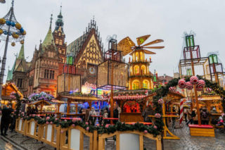 Wroclaw. Jarmark Bozonarodzeniowy juz otwarty.
