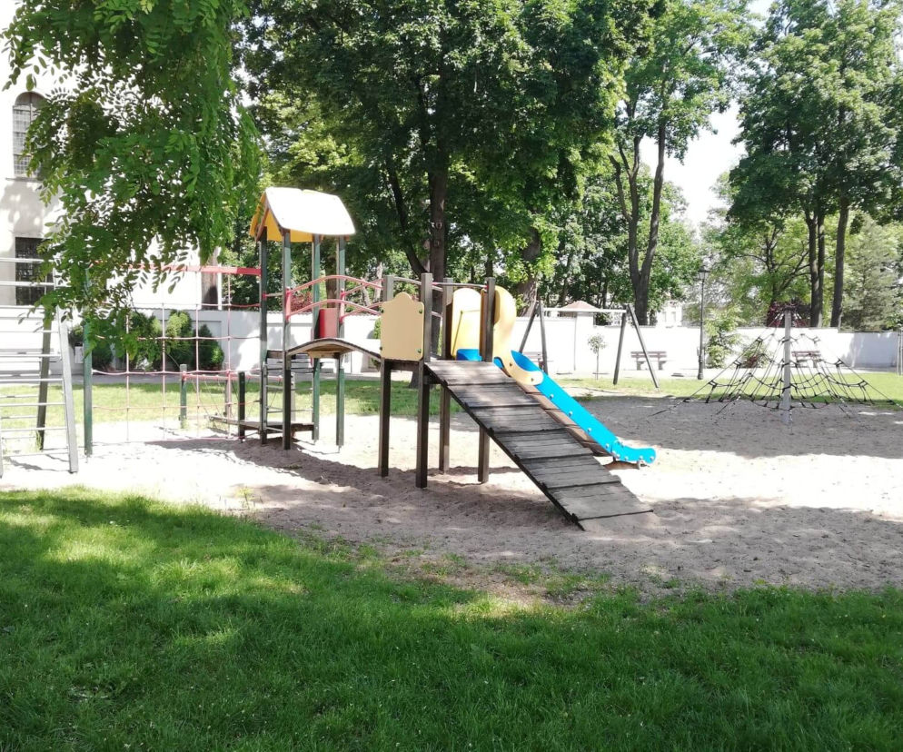 plac zabaw Rydzyna