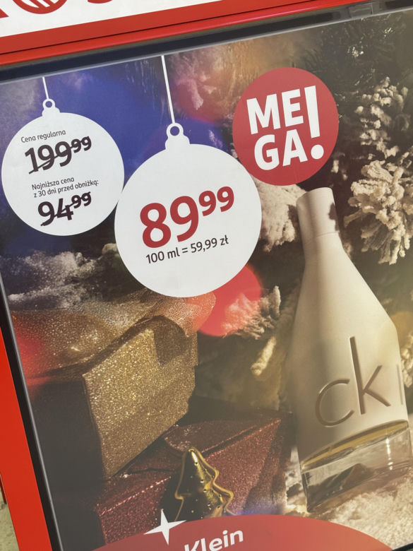 Wyprzedaż perfum w Rossmannie