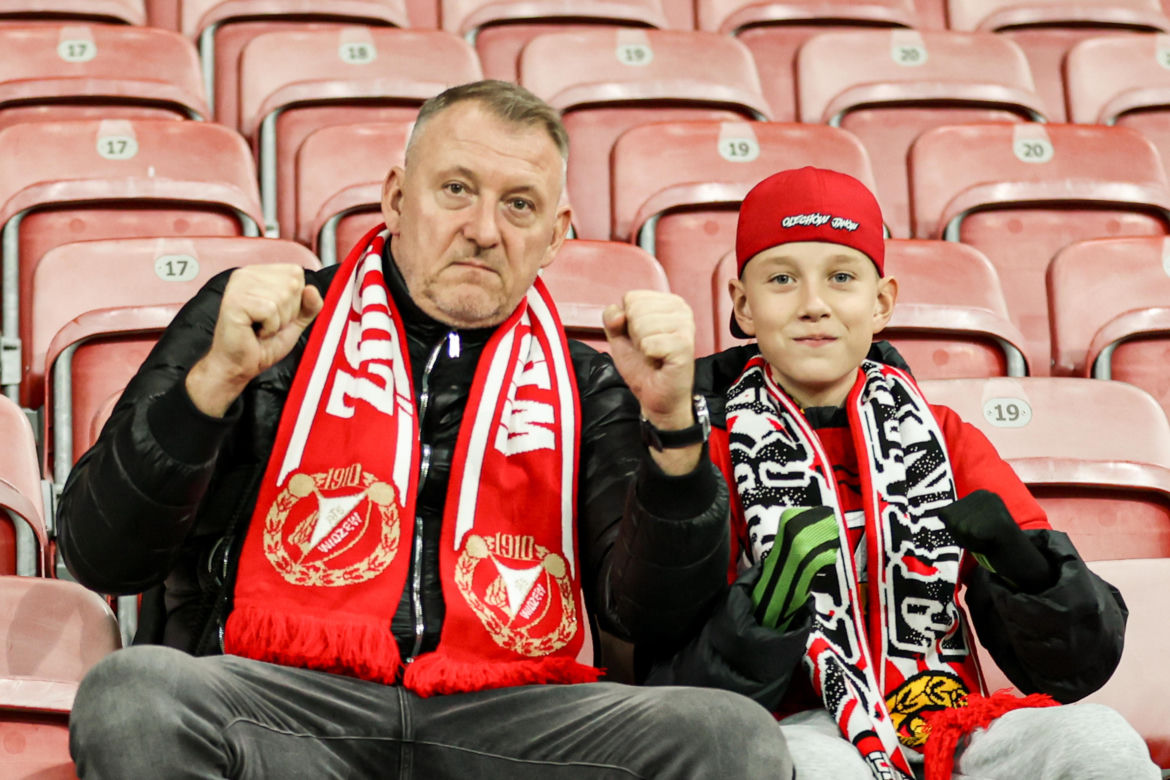 Widzew Łódź - Wisła Kraków; Zdjęcia kibiców i zawodników z meczu 11. kolejki PKO BP Ekstraklasy 2026/27