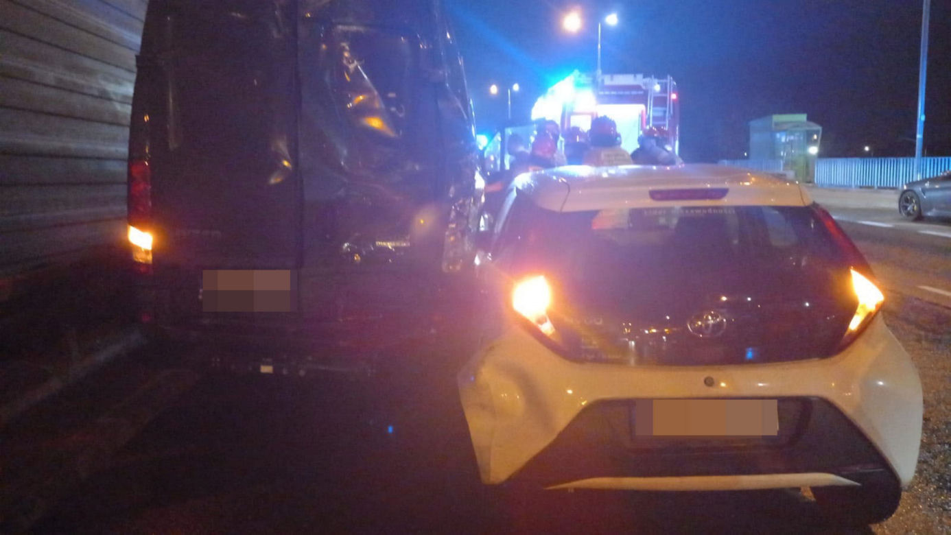 Groza! Kolejny przerażający wypadek autokaru w Warszawie