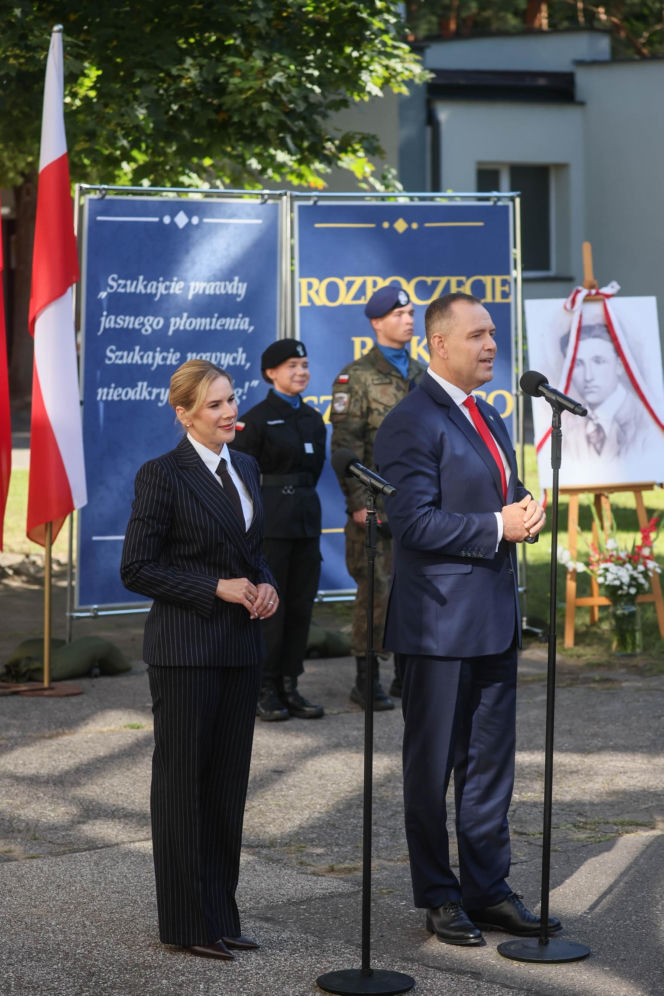 Karol i Marta Nawroccy na rozpoczęciu roku szkolnego