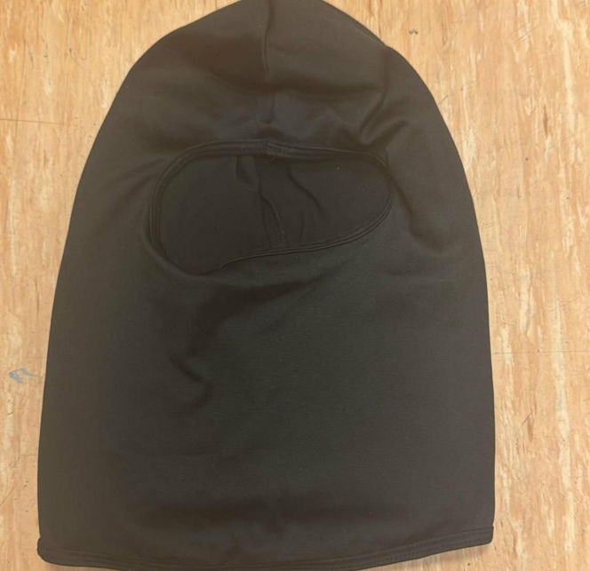 Napad w Lublinie. 17-latek w kominiarce zabrał niedopite piwo