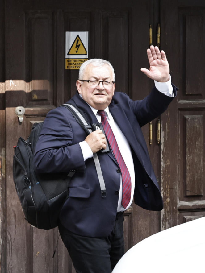 Pilne posiedzenie PiS na Nowogrodzkiej