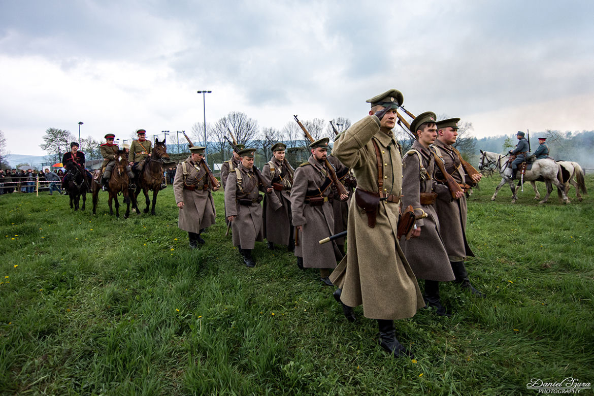 Imponująca rekonstrukcja bitwy pod Gorlicami: Zobacz zdjęcia! [GALERIA]