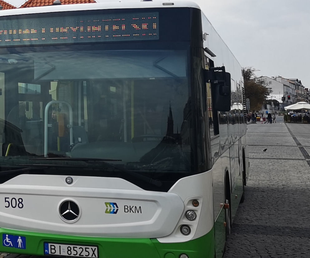 Wszystkich Świętych 2019 komunikacja miejska w Białymstoku. Sprawdź jak dojechać na cmentarze