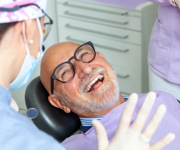 Ząb za 50 zł? Polacy rzucili się na tanie leczenie stomatologiczne