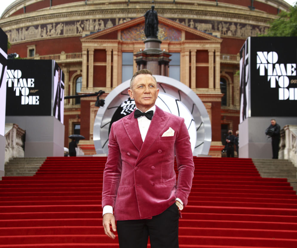 Daniel Craig