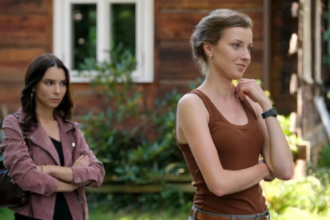 M jak miłość odc. 1902. Natalka (Dominika Suchecka), Paula (Marcelina Kieres)