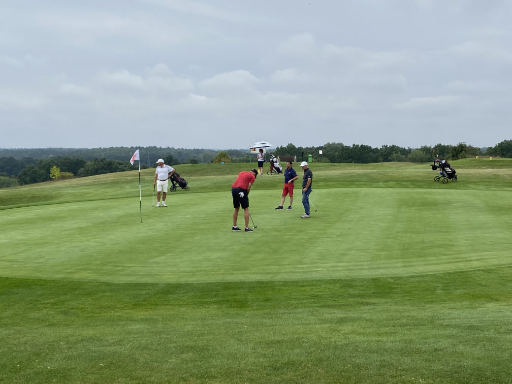 Binowo Park Golf Club
