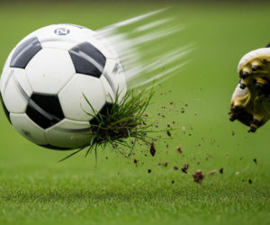 Lech Poznań nowym liderem Ekstraklasy. Jak Kolejorz wykorzystał potknięcia rywali i zamierza utrzymać szczyt?