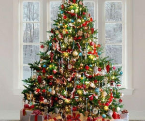 Jak ubrać choinkę 2025? Inspiracje