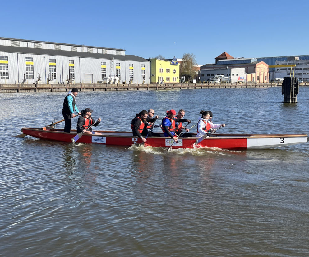 Wskocz ekipą do smoczej łodzi