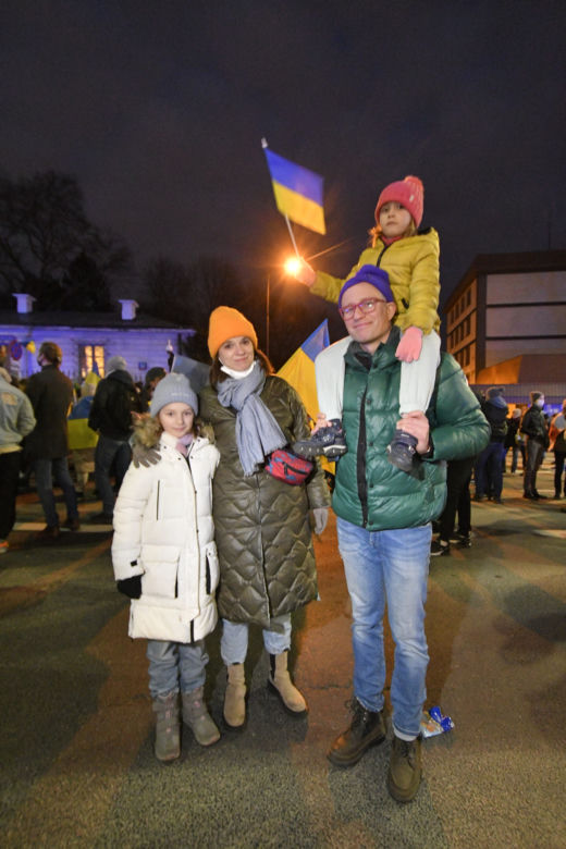 Kolejny protest pod ambasadą Rosji w Warszawie