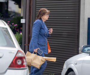 Izabela Leszczyna łamie przepisy