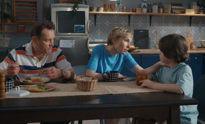 Barwy szczęścia odc. 3268. Mateuszek (Filip Kowalewicz), Sonia (Weronika Nockowska), Robert Stefaniak (Paweł Ławrynowicz)