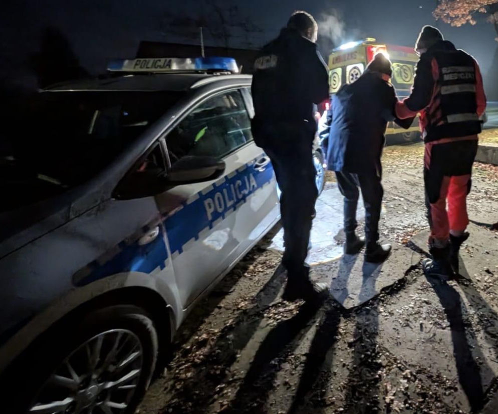 Interwencja policji w Kluczborku. Nieprzytomnego 87-latka znaleziono w piwnicy 